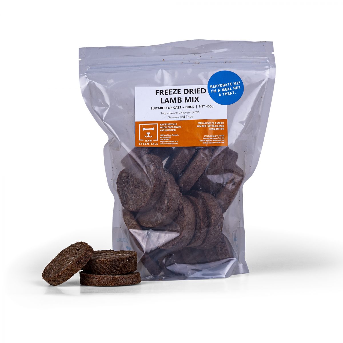 400g Plastic Pack Of Freeze Dried Lamb Mix For Pets With Product Shown Outside of Packet